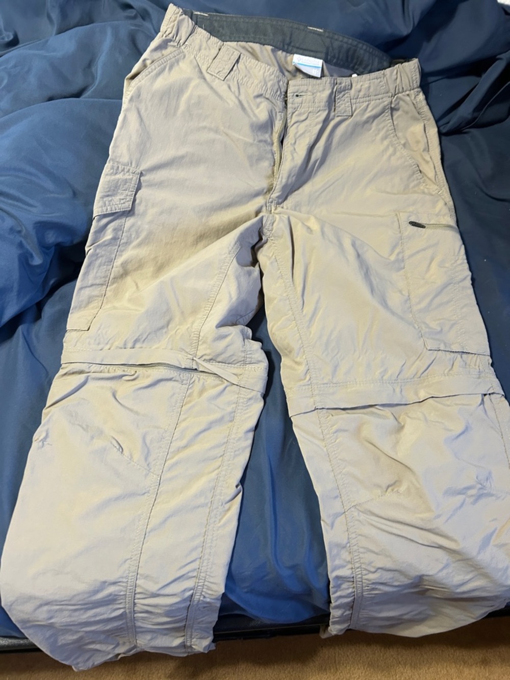 Columbia Convertible Cargo Pants in Light Tan